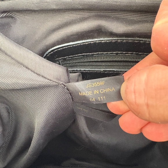 Jessica Simpson Rose Applique‎ Black Faux Leather Medium Satchel/Top Handle - Picture 11 of 12